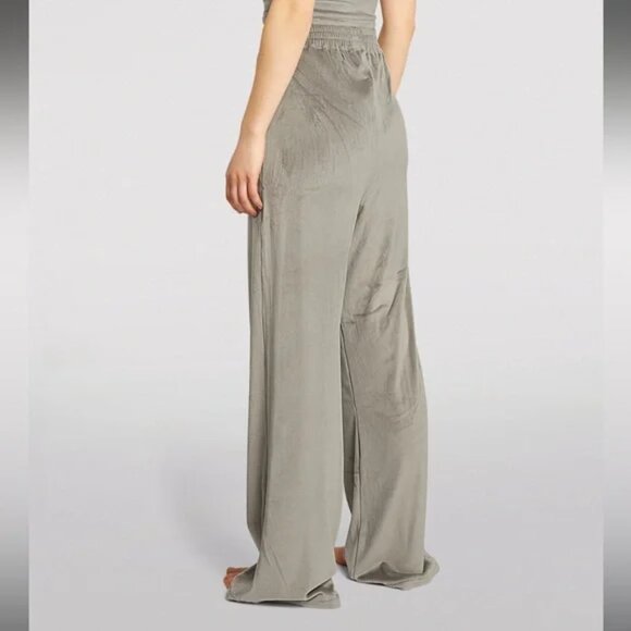 SKIMS Gray Velour Wide Leg Jogger Pants Sweatpants Pull-on size XL Lounge Soft - Picture 6 of 15